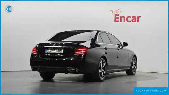 MERCEDES E-CLASS E250 AVANTGARDE