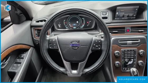 VOLVO XC70 D5