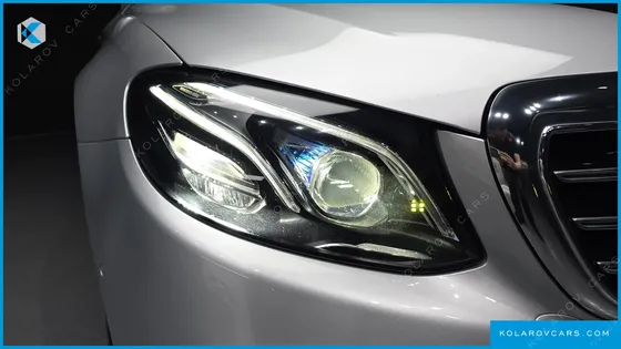MERCEDES E-CLASS E300 4MATIC EXCLUSIVE