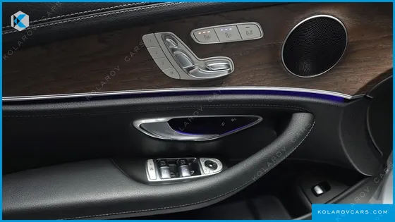 MERCEDES E-CLASS E300 4MATIC EXCLUSIVE