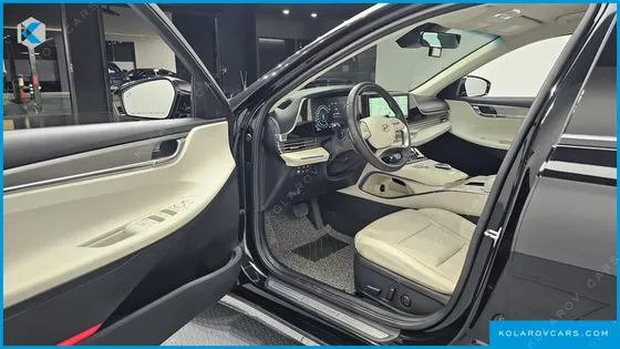 HYUNDAI GRANDEUR LE BLANC