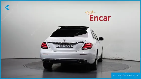 MERCEDES E-CLASS E300 AVANTGARDE