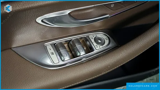 MERCEDES E-CLASS E300 AVANTGARDE