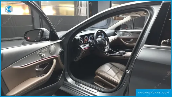 MERCEDES E-CLASS E300 AMG LINE