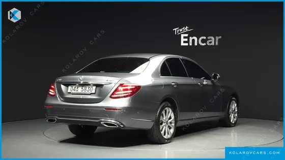 MERCEDES E-CLASS E300 4MATIC EXCLUSIVE