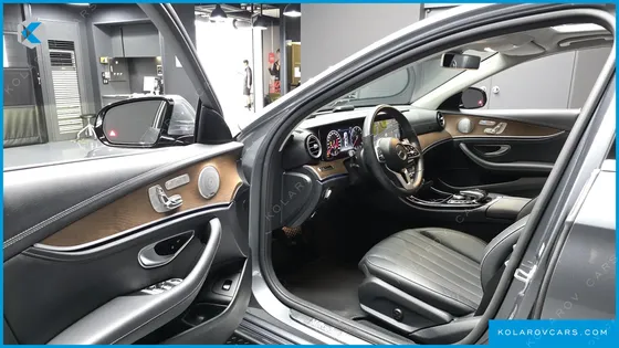 MERCEDES E-CLASS E300 4MATIC EXCLUSIVE