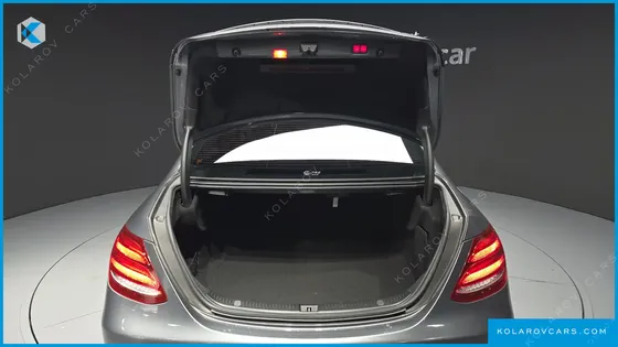 MERCEDES E-CLASS E300 4MATIC EXCLUSIVE