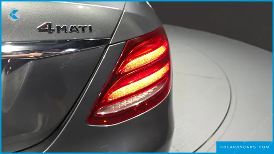 MERCEDES E-CLASS E300 4MATIC EXCLUSIVE