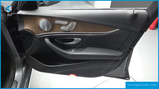 MERCEDES E-CLASS E300 4MATIC EXCLUSIVE