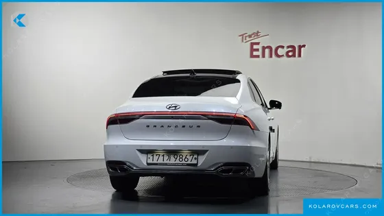 HYUNDAI GRANDEUR CALLIGRAPHY