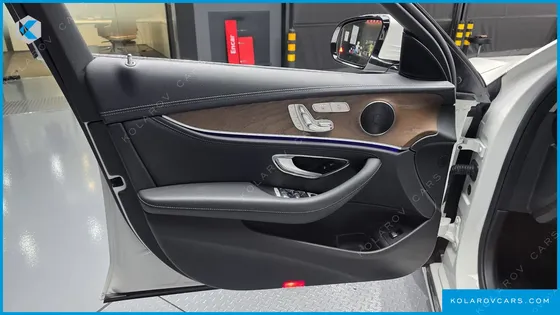 MERCEDES E-CLASS E220D 4MATIC EXCLUSIVE
