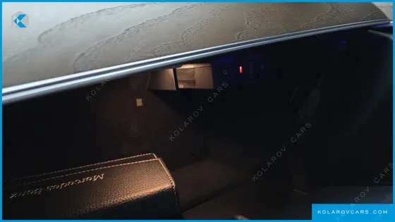 MERCEDES E-CLASS E220D 4MATIC EXCLUSIVE
