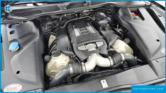 PORSCHE CAYENNE 4.8 TURBO