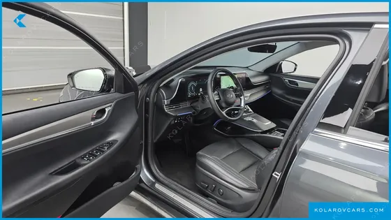 HYUNDAI GRANDEUR LE BLANC