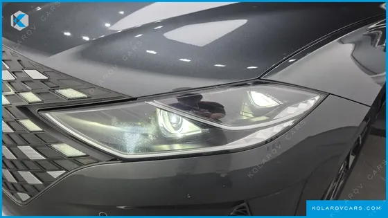 HYUNDAI GRANDEUR LE BLANC