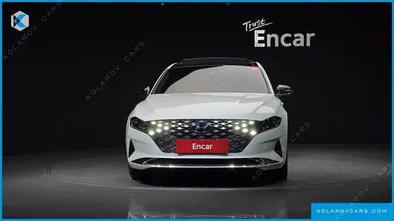 HYUNDAI GRANDEUR LE BLANC