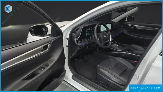 HYUNDAI GRANDEUR LE BLANC