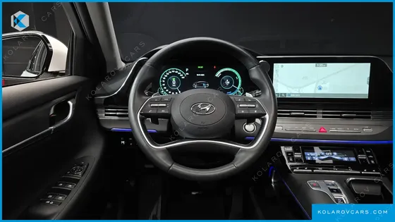 HYUNDAI GRANDEUR LE BLANC