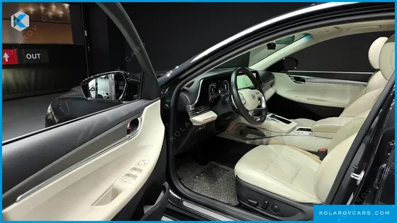 HYUNDAI GRANDEUR LE BLANC