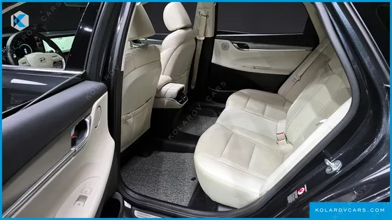 HYUNDAI GRANDEUR LE BLANC