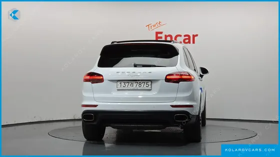 PORSCHE CAYENNE 3.0 DIESEL PLATIUM EDITION
