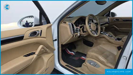 PORSCHE CAYENNE 3.0 DIESEL PLATIUM EDITION