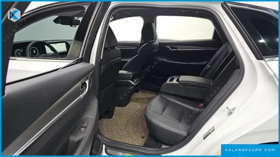 HYUNDAI GRANDEUR LE BLANC