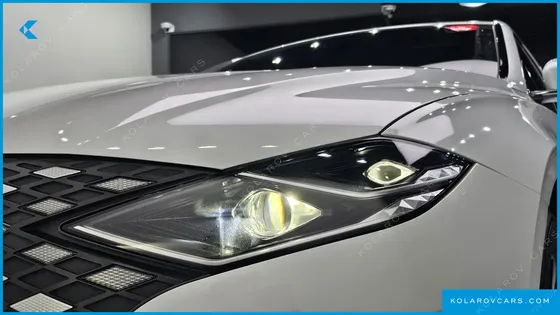 HYUNDAI GRANDEUR LE BLANC