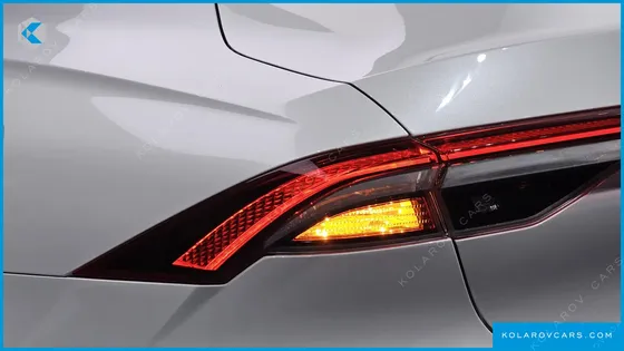 HYUNDAI GRANDEUR LE BLANC