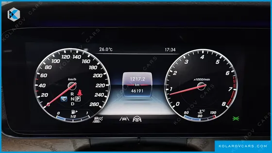 MERCEDES E-CLASS E300 4MATIC EXCLUSIVE