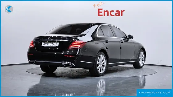 MERCEDES E-CLASS E220D EXCLUSIVE