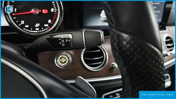 MERCEDES E-CLASS E220D EXCLUSIVE