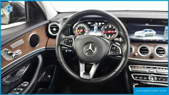 MERCEDES E-CLASS E220D EXCLUSIVE