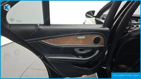 MERCEDES E-CLASS E220D EXCLUSIVE