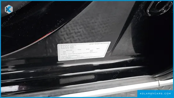 MERCEDES E-CLASS E220D EXCLUSIVE