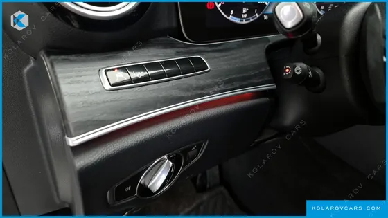 MERCEDES E-CLASS E300 4MATIC AVNATGARDE