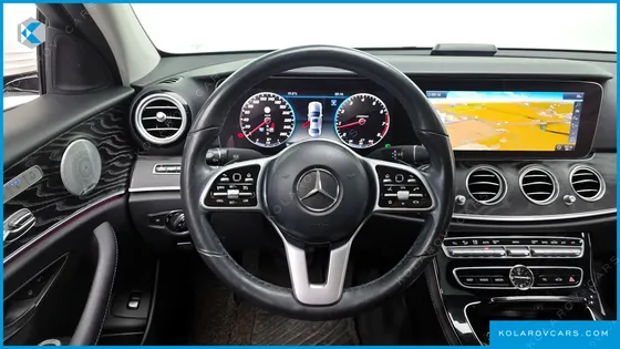 MERCEDES E-CLASS E300 4MATIC AVNATGARDE