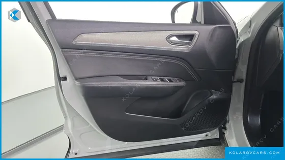 RENAULT KOREA XM3 1.6 E-TECH INSPIRE E-SHIFTER