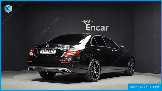MERCEDES E-CLASS E300 4MATIC AVNATGARDE