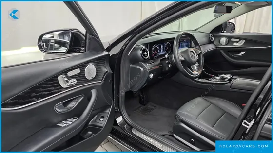 MERCEDES E-CLASS E300 4MATIC AVNATGARDE