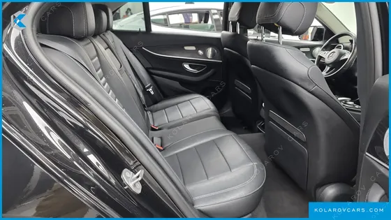 MERCEDES E-CLASS E300 4MATIC AVNATGARDE