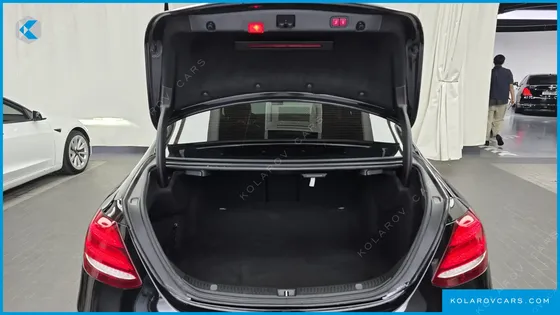 MERCEDES E-CLASS E300 4MATIC AVNATGARDE