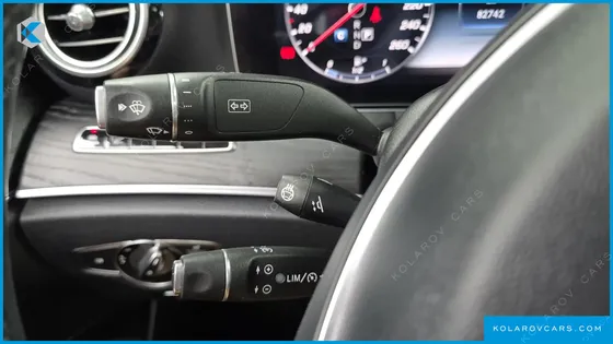 MERCEDES E-CLASS E300 4MATIC AVNATGARDE