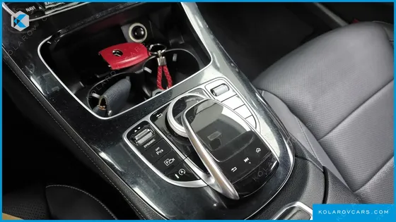 MERCEDES E-CLASS E300 4MATIC AVNATGARDE