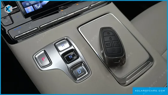 HYUNDAI GRANDEUR LE BLANC