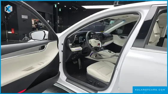 HYUNDAI GRANDEUR LE BLANC