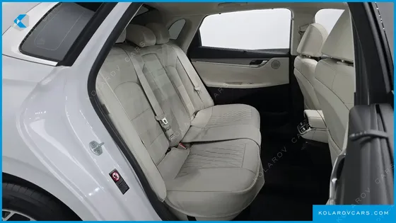 HYUNDAI GRANDEUR LE BLANC