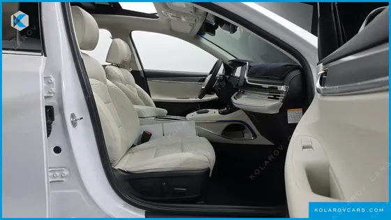HYUNDAI GRANDEUR LE BLANC