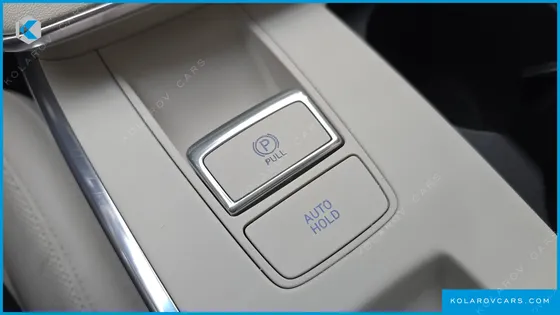 HYUNDAI GRANDEUR LE BLANC