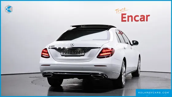 MERCEDES E-CLASS E300 EXCLUSIVE